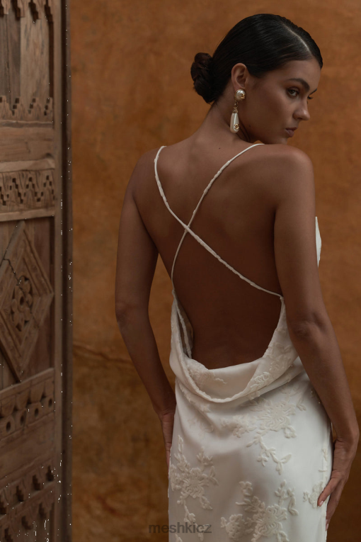 oblečení Meshki erika burnout sametové maxi šaty bílý V0D0D180